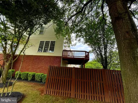 Exterior - 43706 Hamilton Chapel Ter, Ashburn, VA 20148 photo 3 of 10