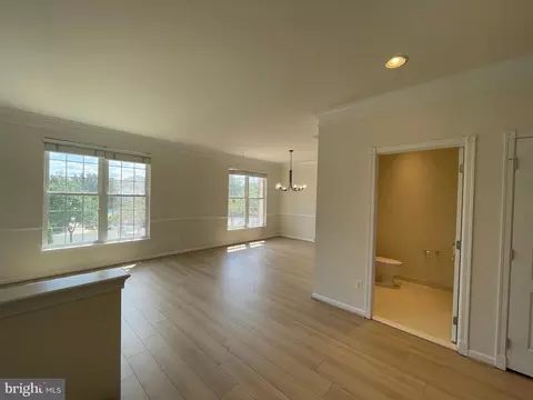Living - 43706 Hamilton Chapel Ter, Ashburn, VA 20148 photo 1 of 6