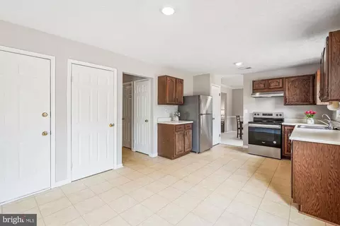 1603 E Holly Ave, Sterling, VA 20164 photo 18