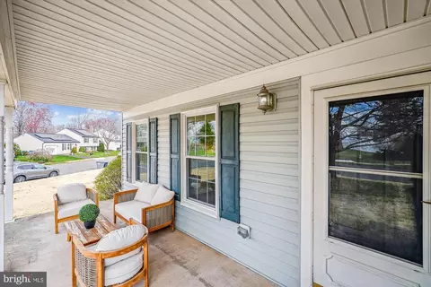 1603 E Holly Ave, Sterling, VA 20164 photo 2