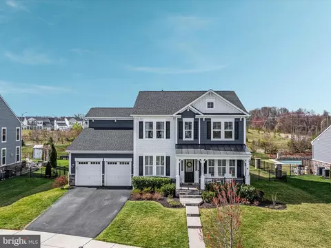 1126 Athena Dr SE, Leesburg, VA 20175