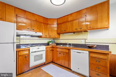 Kitchen - 506 W Maple Ave, Sterling, VA 20164 photo 1 of 2