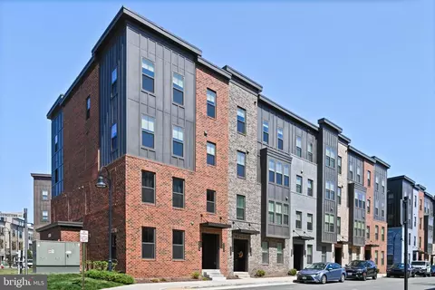 44642 Provincetown Dr, Ashburn, VA 20147
