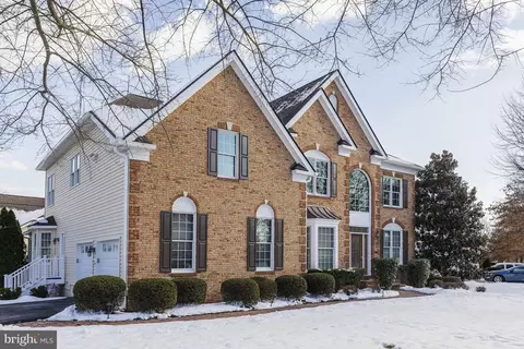 Exterior - 43853 Arborvitae Dr, Ashburn, VA 20147 photo 8 of 8