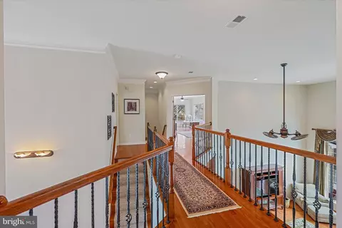 Entry Way - 43853 Arborvitae Dr, Ashburn, VA 20147 photo 3 of 6
