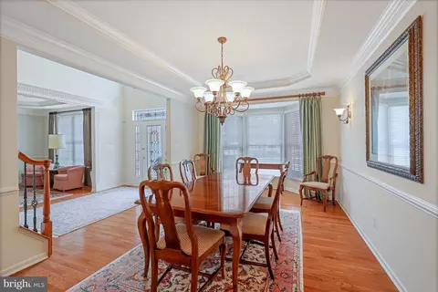 Dining - 43853 Arborvitae Dr, Ashburn, VA 20147 photo 2 of 4
