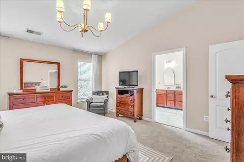 42907 Olander Sq, Chantilly, VA 20152 photo 23