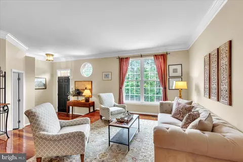 42907 Olander Sq, Chantilly, VA 20152 photo 7