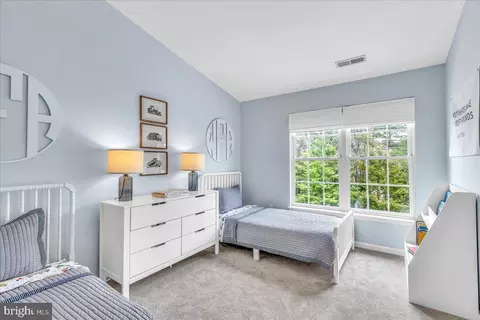 42907 Olander Sq, Chantilly, VA 20152 photo 28