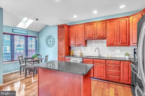 42907 Olander Sq, Chantilly, VA 20152 photo 12