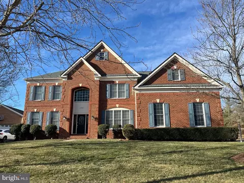 25569 Arthur Pl, Chantilly, VA 20152 photo 1