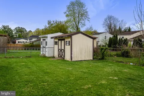 1306 E Beech Rd, Sterling, VA 20164 photo 32
