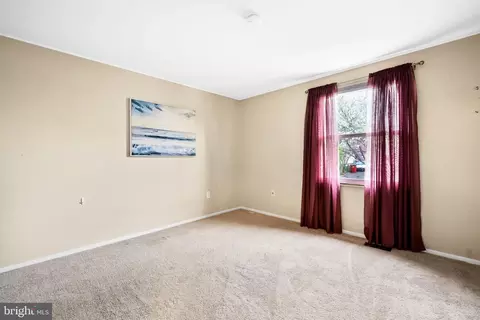 1306 E Beech Rd, Sterling, VA 20164 photo 16