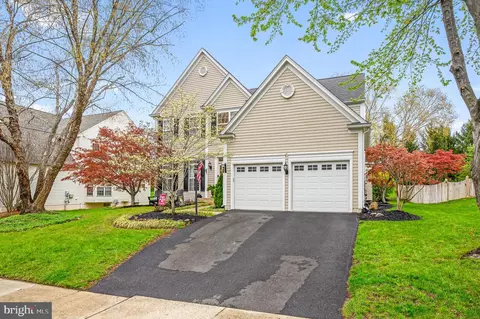 20422 Stonehill Ct, Ashburn, VA 20147