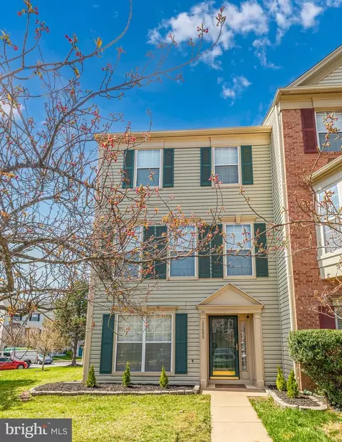 20699 Southwind Ter, Ashburn, VA 20147