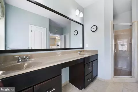 43037 Clarks Mill Ter, Ashburn, VA 20148 photo 24