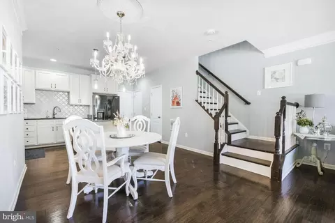 43037 Clarks Mill Ter, Ashburn, VA 20148 photo 9
