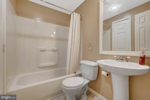 20925 Rubles Mill Ct, Ashburn, VA 20147 photo 49