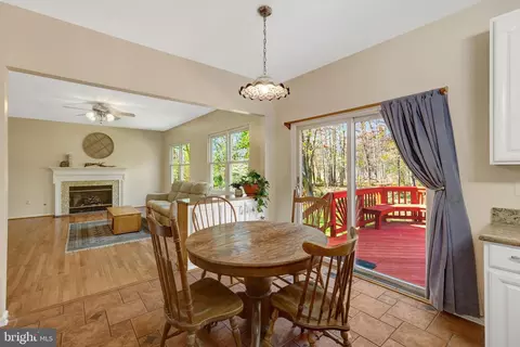 20925 Rubles Mill Ct, Ashburn, VA 20147 photo 18
