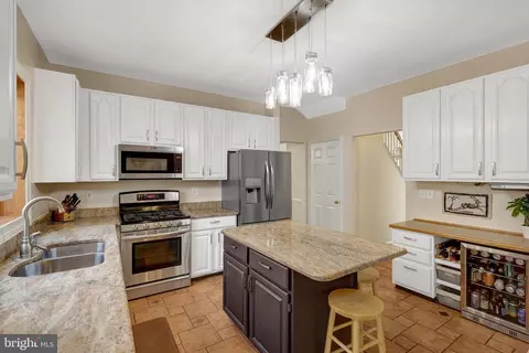 20925 Rubles Mill Ct, Ashburn, VA 20147 photo 15