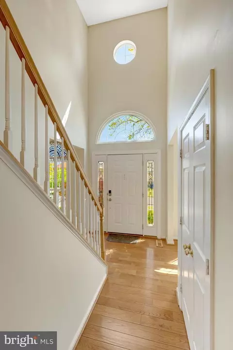 20925 Rubles Mill Ct, Ashburn, VA 20147 photo 9