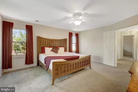 20925 Rubles Mill Ct, Ashburn, VA 20147 photo 33