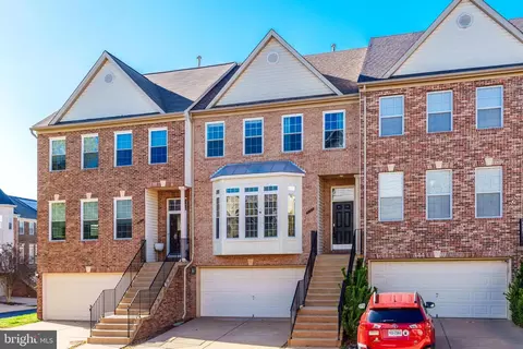 47702 Bowline Ter, Sterling, VA 20165