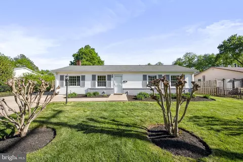 619 W Church Rd, Sterling, VA 20164