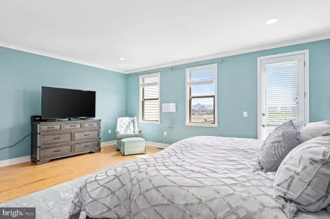 Bedroom - 42791 Macbeth Ter, Ashburn, VA 20148 photo 3 of 8