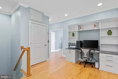 Entry Way - 42791 Macbeth Ter, Ashburn, VA 20148 photo 6 of 9