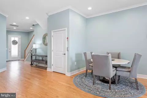 Entry Way - 42791 Macbeth Ter, Ashburn, VA 20148 photo 3 of 9