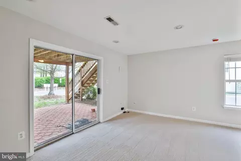 20198 Bar Harbor Ter, Ashburn, VA 20147 photo 25