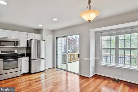 20198 Bar Harbor Ter, Ashburn, VA 20147 photo 3