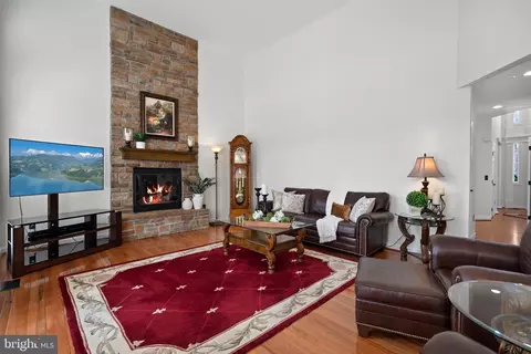40495 Banshee Dr, Leesburg, VA 20175 photo 12