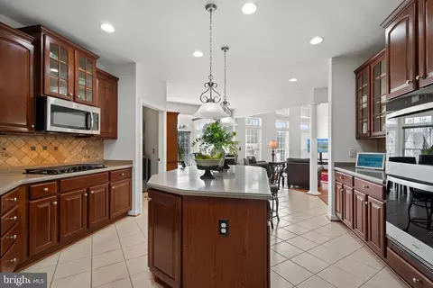 40495 Banshee Dr, Leesburg, VA 20175 photo 17
