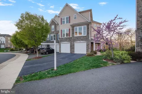 42458 Great Heron Sq, Ashburn, VA 20148
