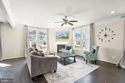 Other - 22835 Trailing Rose Ct, Ashburn, VA 20148 photo 4 of 21