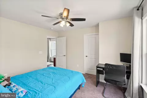 Bedroom - 22835 Trailing Rose Ct, Ashburn, VA 20148 photo 8 of 8