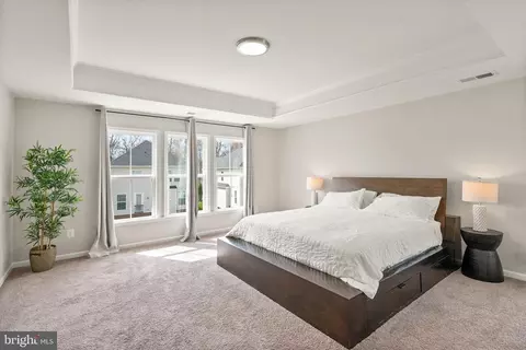 Bedroom - 22835 Trailing Rose Ct, Ashburn, VA 20148 photo 3 of 8