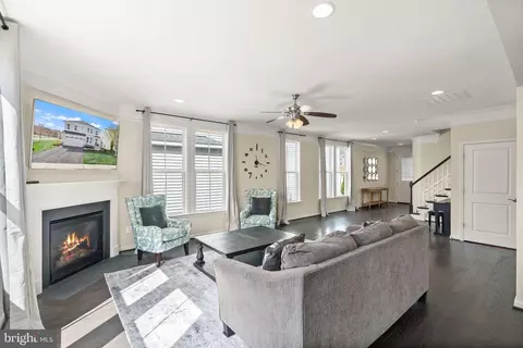 Other - 22835 Trailing Rose Ct, Ashburn, VA 20148 photo 6 of 21