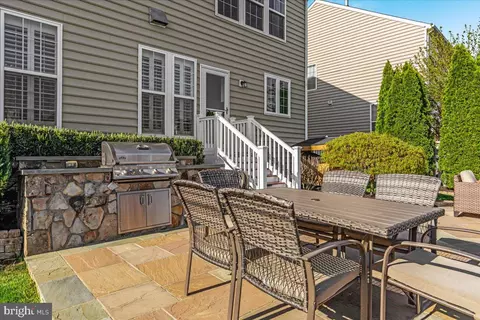 25539 Taylor Crescent Dr, Chantilly, VA 20152 photo 37