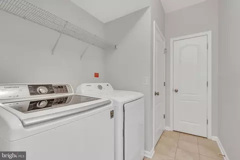 42482 Benfold Sq, Ashburn, VA 20148 photo 18