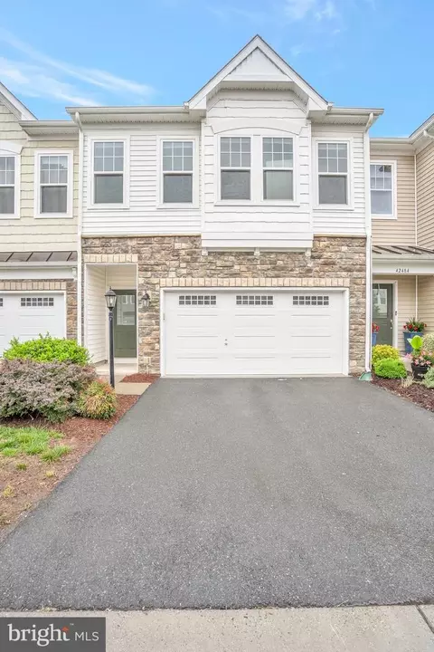 42482 Benfold Sq, Ashburn, VA 20148 photo 26