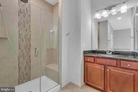 42482 Benfold Sq, Ashburn, VA 20148 photo 15
