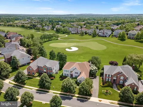 19925 Augusta Village Pl, Ashburn, VA 20147