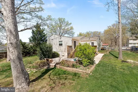 908 E Roanoke Rd E, Sterling, VA 20164 photo 33