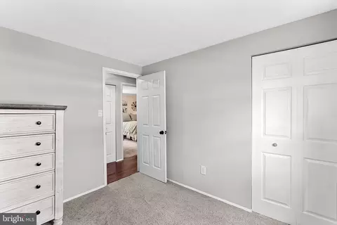 908 E Roanoke Rd E, Sterling, VA 20164 photo 22