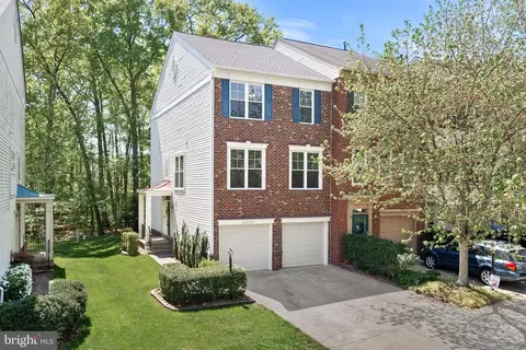 43139 Huntsman Sq, Broadlands, VA 20148