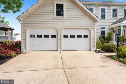 Exterior - 43968 Tavern Dr, Ashburn, VA 20147 photo 4 of 12