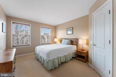 20900 Trinity Sq, Sterling, VA 20165 photo 15